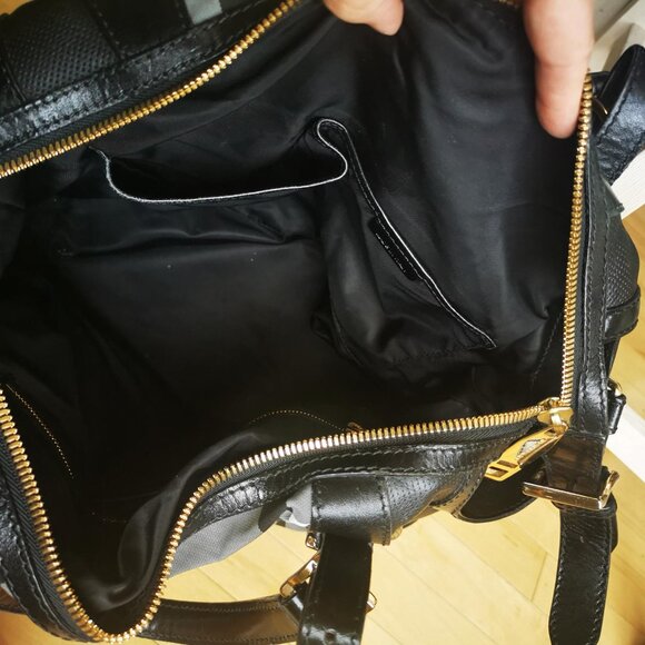 Burberry Zip Tote - Picture 12 of 13